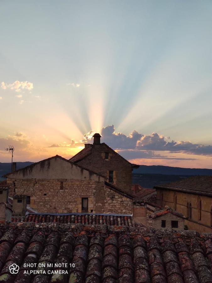 Le Gite D'Olympe Cordes Sur Ciel Luaran gambar
